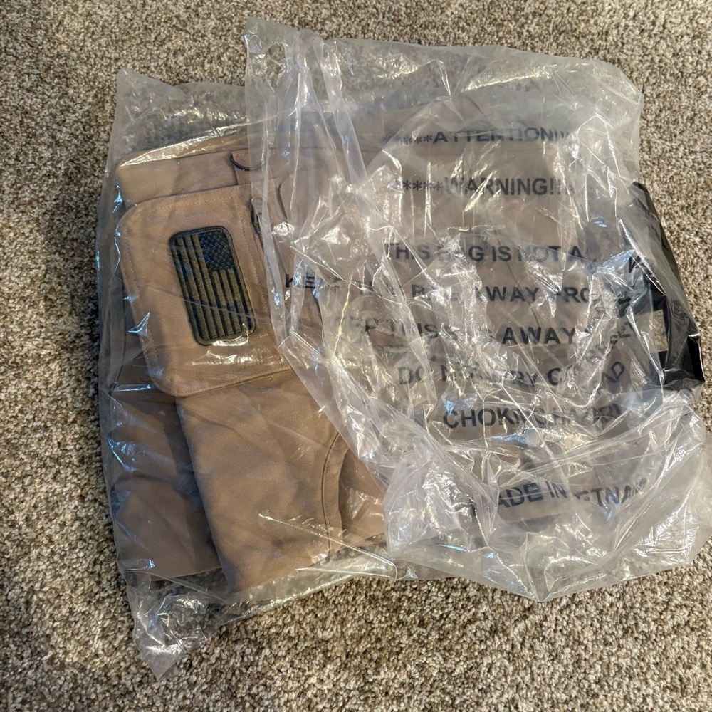 NWT HQ Issue Concealed Carry Vest | Size: Large - Picture 4 of 4